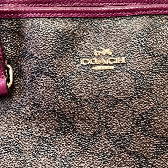 SOLD IN STORE Coach Signature Stitching Tote Brown/Magenta - Picture 2 of 16